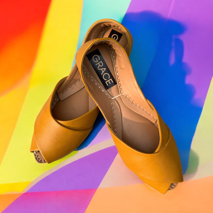 Kheri Pumps Flat Solid Yellow U/642